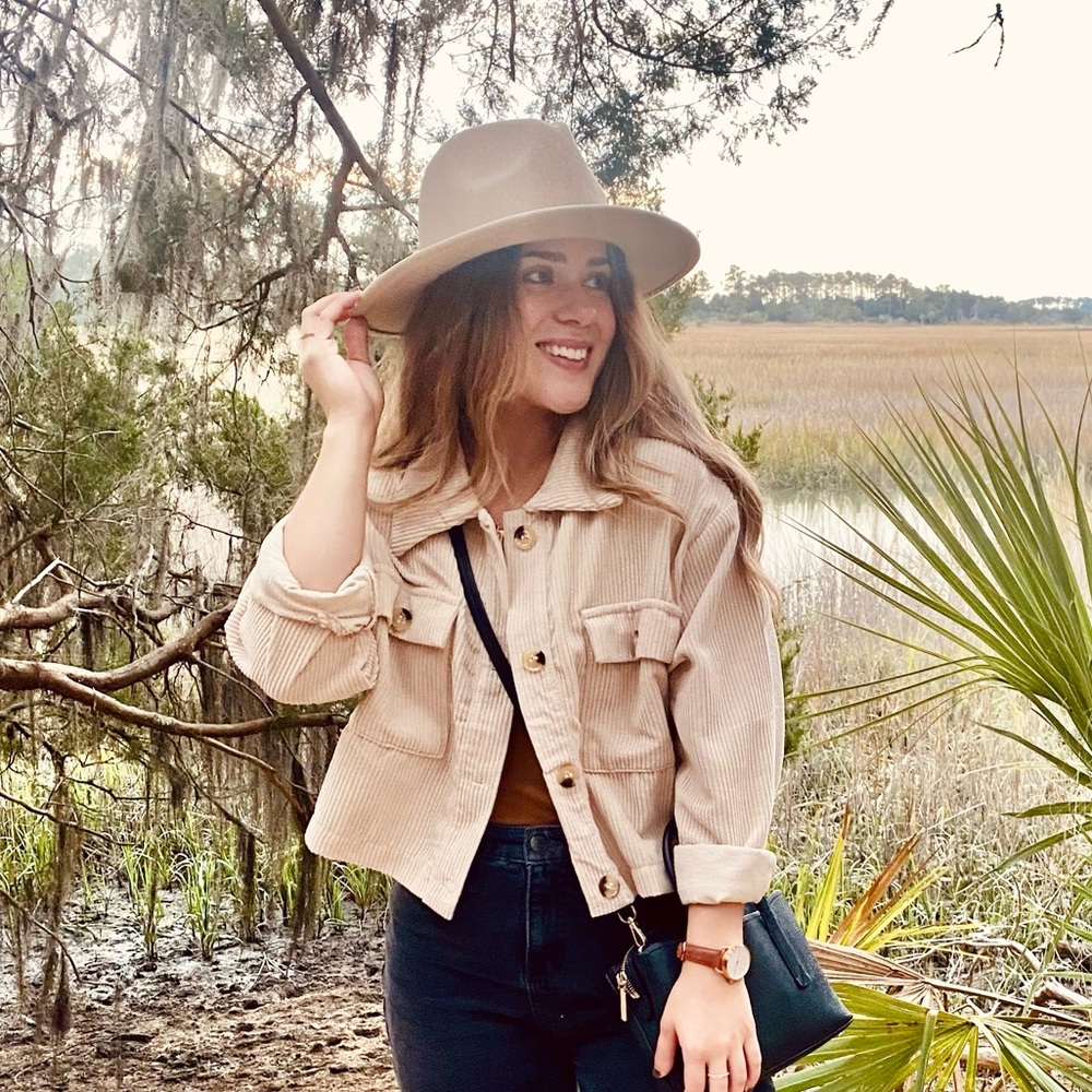 Meet your Posher, Melissa